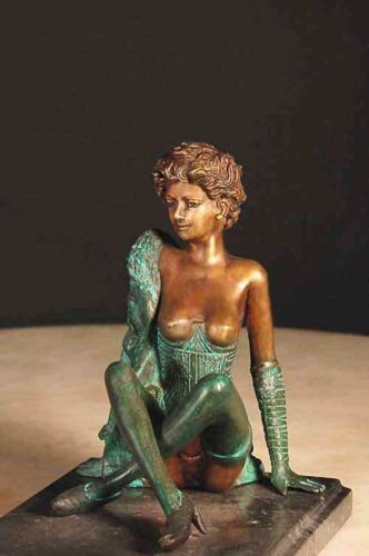 Bronze Lady “Fur Coat” Lost Wax Process Casting